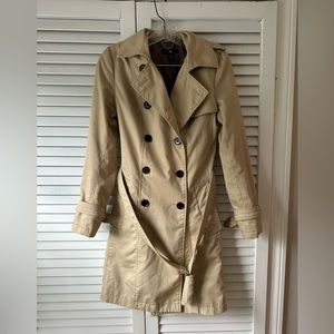 H&M Womens Tan Trenchcoat With Belt Size 2